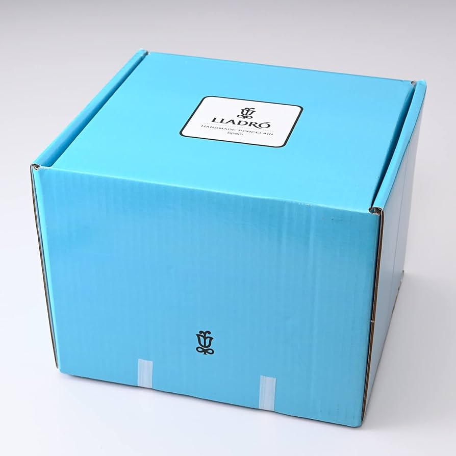 Amazon.co.jp: LLADRO リヤドロ 花の香りにつつまれて 01005862